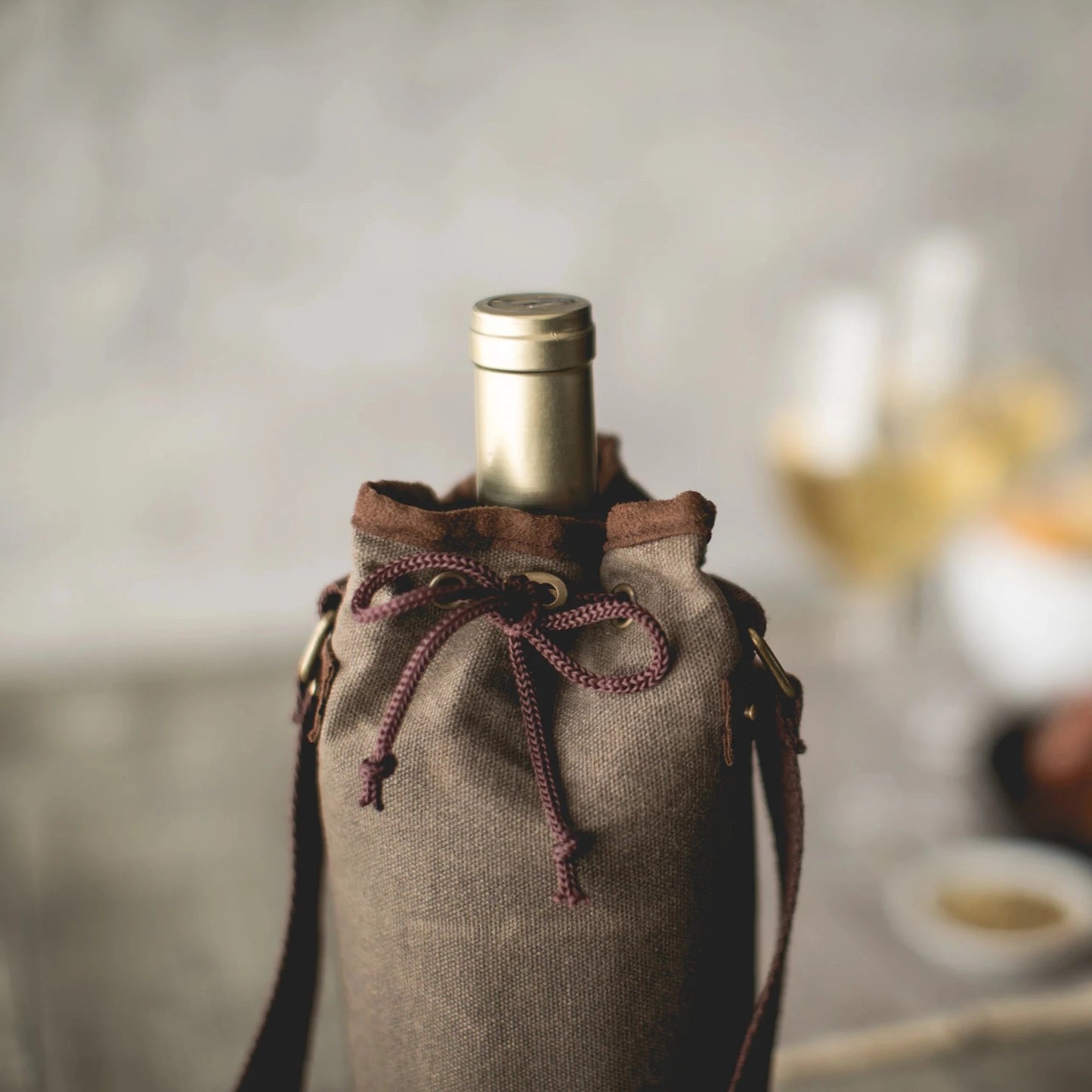 WAXED CANVAS WINE TOTE